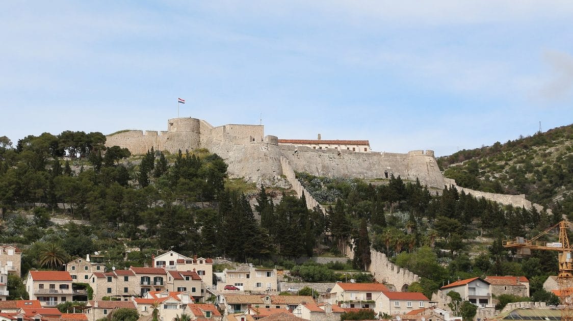 Qué ver en Hvar, Croacia Fortaleza Española