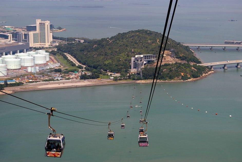 Visitar Hong Kong, China Ngong Ping 360. By Jakub Hałun Own work, CC BY SA 4.0 Visitar Hong Kong, China Ngong Ping 360