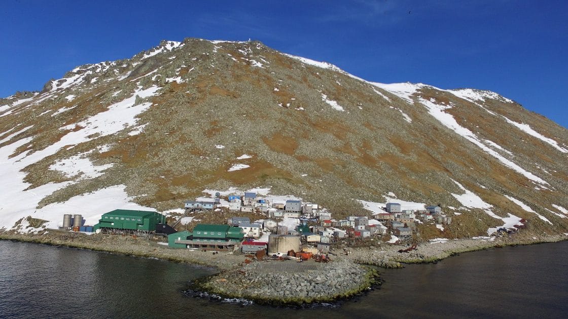 Mejores islas de Estados Unidos Little Diomede en Alsaka