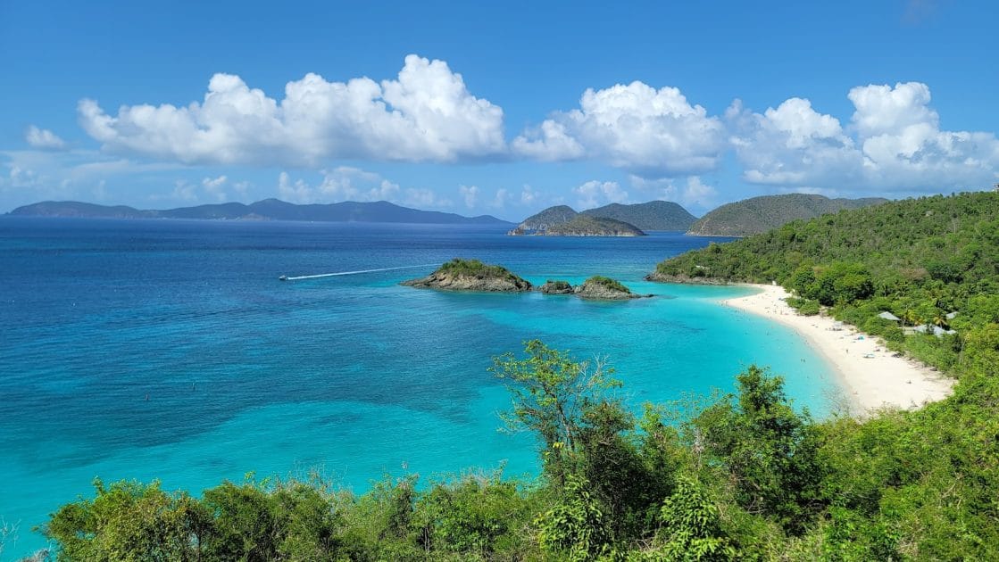 Mejores islas de Estados Unidos Trunk Bay en Islas Vírgenes