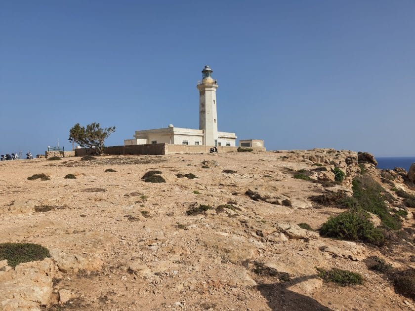Tursimo en Italia Faro di Capo Grecale