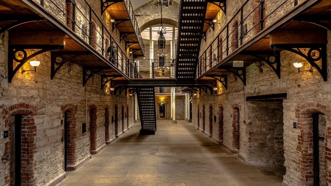 Viaje por Irlanda en 7 días Cork Coty Gaol. Foto de Google Maps de Massimo Deligios Viaje por Irlanda en 7 días Cork Coty Gaol