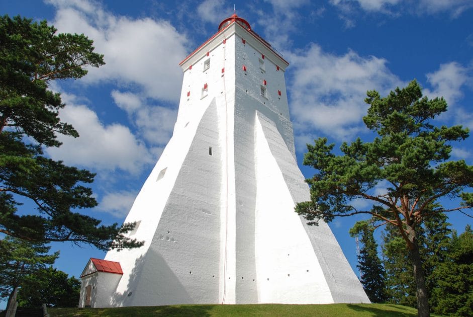 Islas de Estonia Faro de Kõpu. By Abrget47j Own work, CC BY SA 3.0 Islas de Estonia Faro de Kõpu
