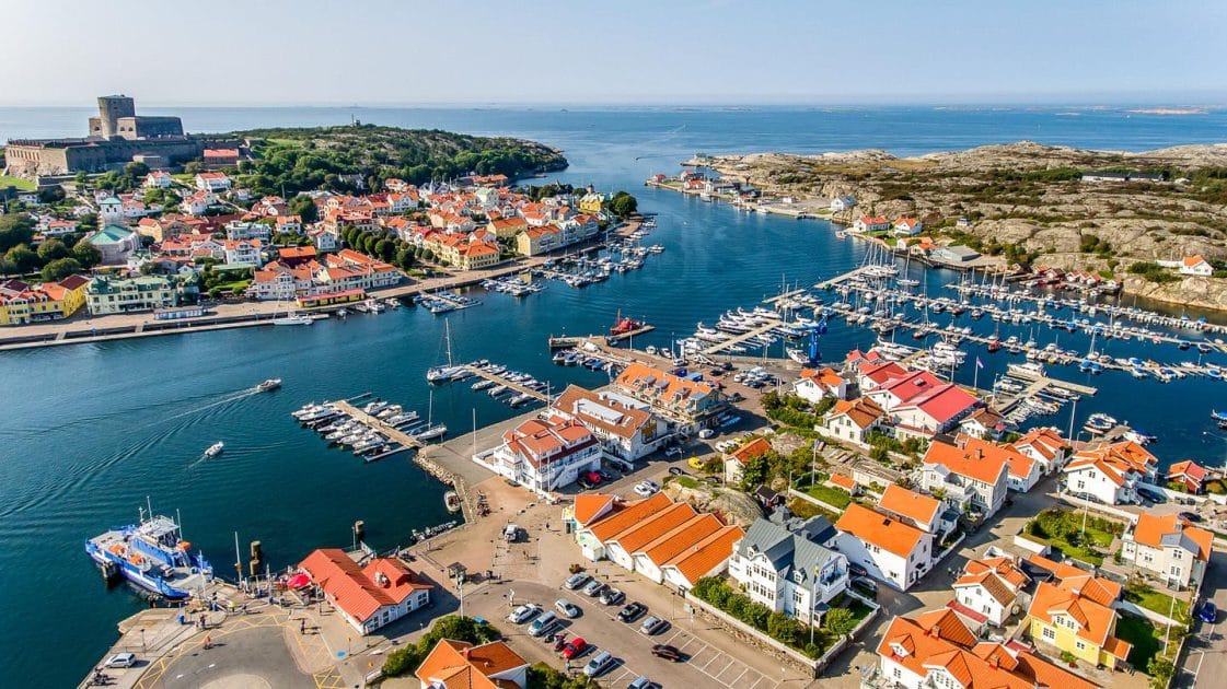 Islas de Suecia en el Mar Báltico y el Mar del Norte Puerto de Marstrand