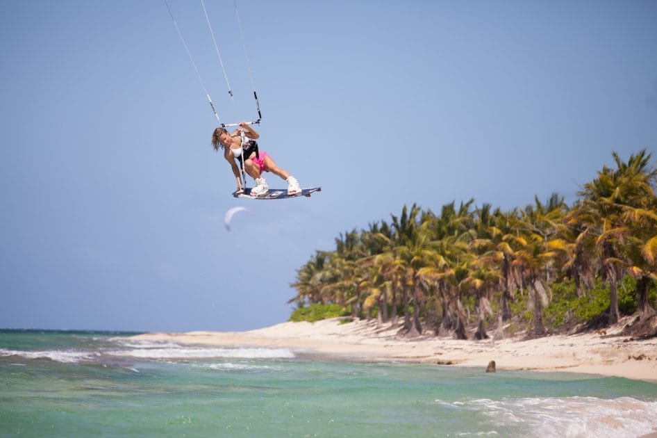 Mejores hoteles en Roatán, Honduras Kitesurf en CampBay Lodge. Foto de Google Maps de Kitesurf Roatan Mejores hoteles en Roatán, Honduras Kitesurf en CampBay Lodge