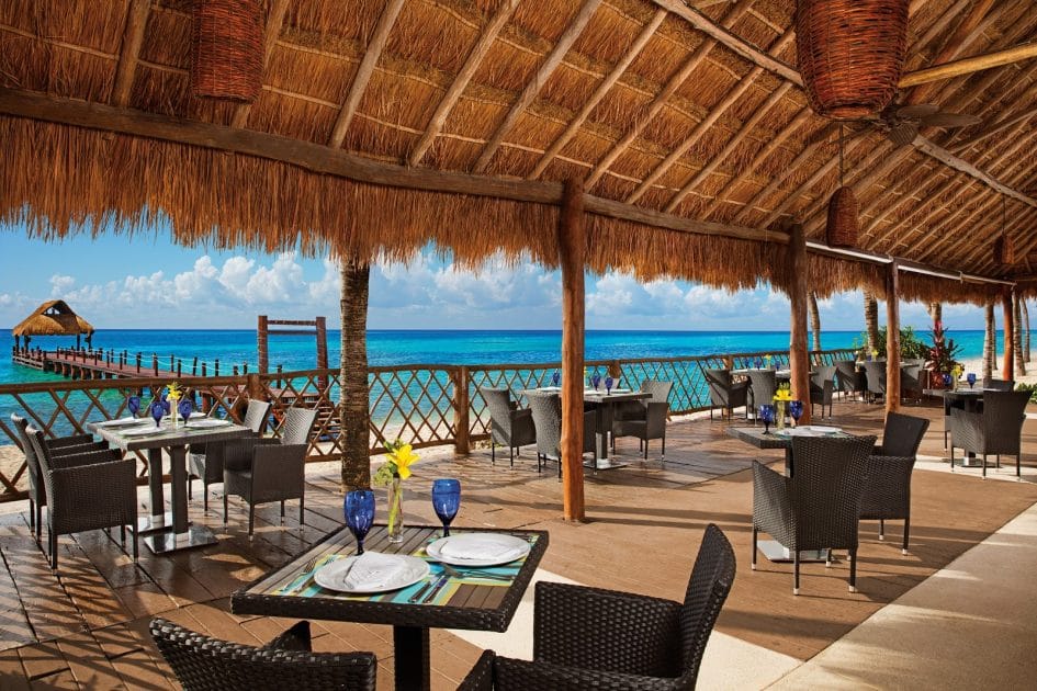 Qué hacer en Cozumel al bajar del crucero Restaurante frente al mar