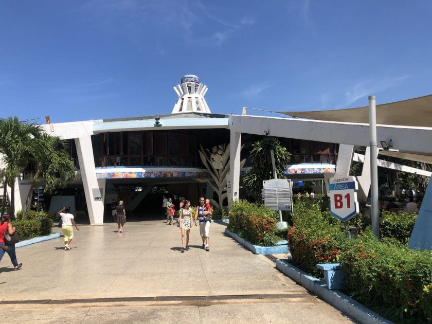 Viaje a La Habana Heladería Coppelia