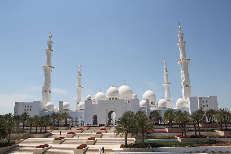 Atracciones en Abu Dabi Gran Mezquita Sheikh Zayed