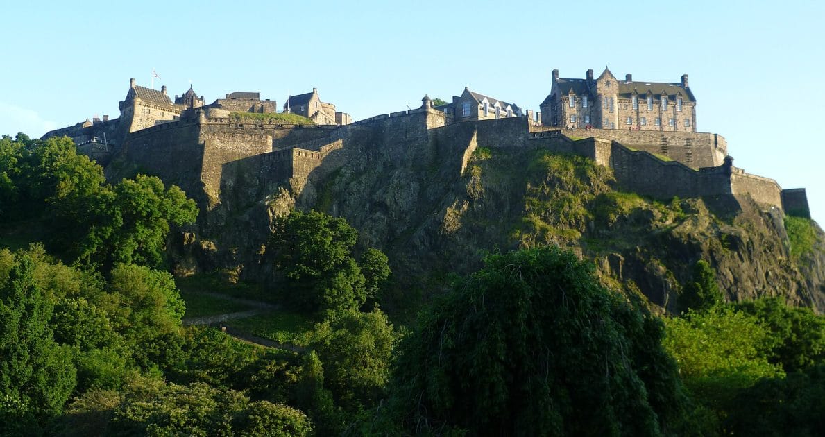 Viaje en tren por Gran Bretaña Castillo de Edimburgo