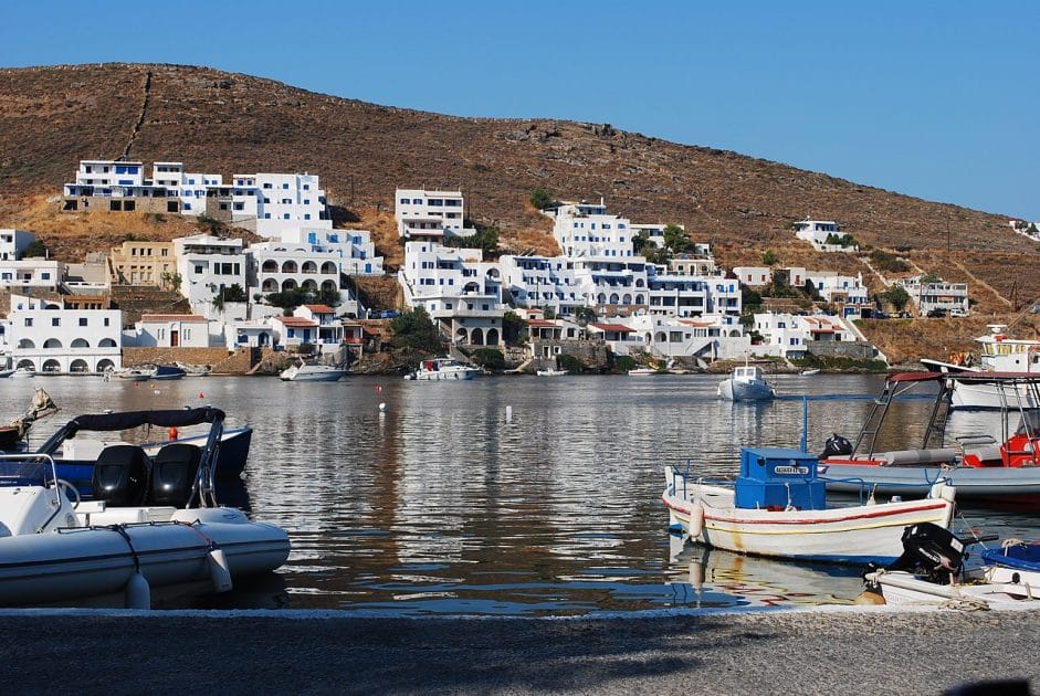 Mejores islas Cícladas para visitar Puerto de Merichas