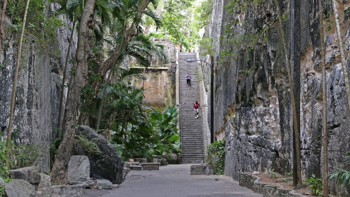 Atlantis Paradise Island Bahamas, Nassau Queen’s Staircase