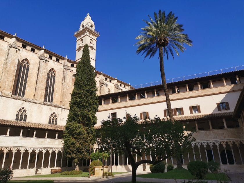 Claustro del Convento de San Francisco