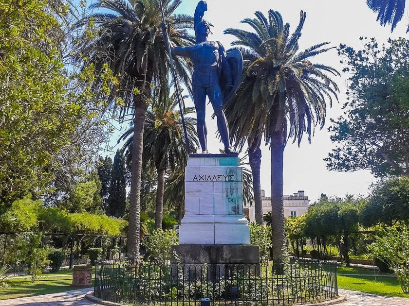 Estatua de Aquiles Triunfante en Achilleion