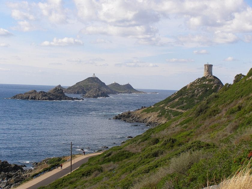 Torre genovesa de La Parata en las Sanguinarias