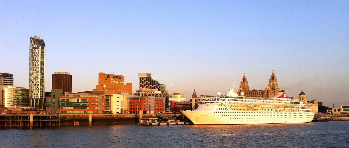 Crucero en Liverpool 