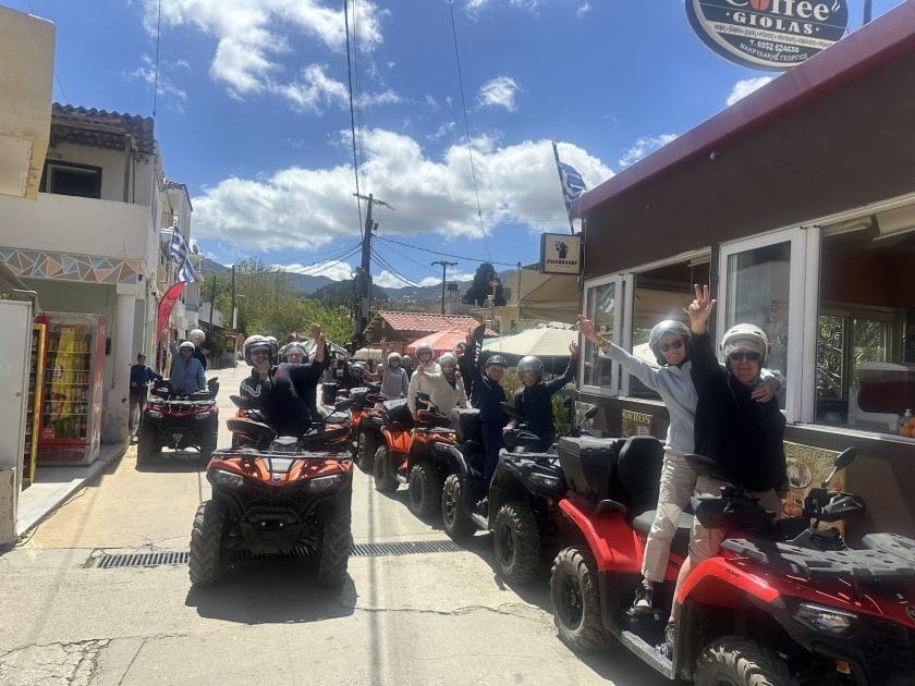 En quad por pueblos de Creta 