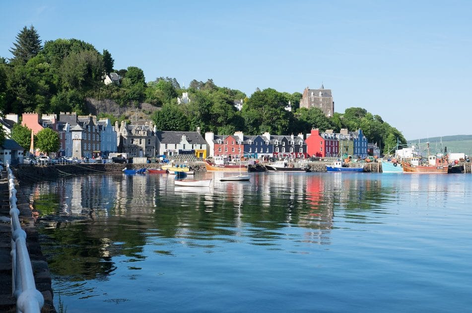 Puerto de Tobermory By DeFacto Own work, CC BY SA 4.0 Puerto de Tobermory