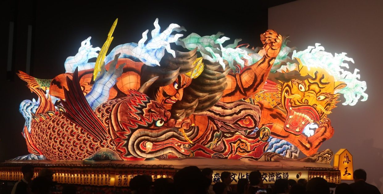 Carroza en el Nebuta Museum WA RASSE