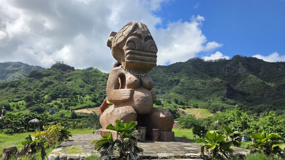Tiki Tuhiva Foto de Google Maps de Jens Bauer Tiki Tuhiva