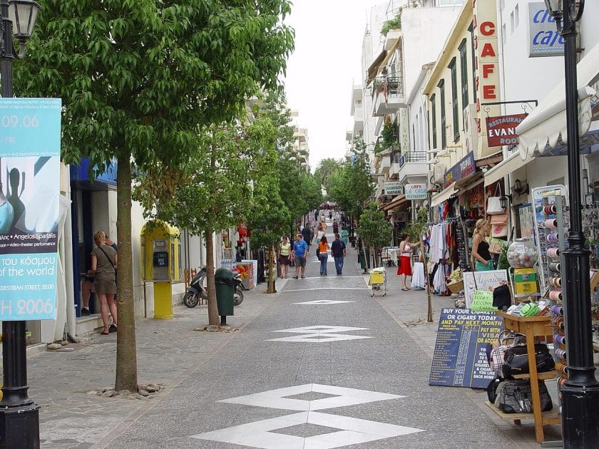 Zona comercial de Agios Nikolaos 